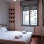 Urban Balcony Hideaway - 3 People